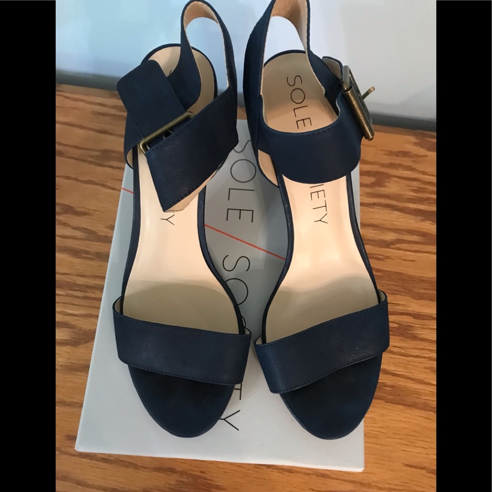 Sole Society Blue Heels. 9 1/2 M